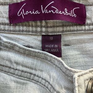 💥 3 for $15 GV Women's Grey Jeans